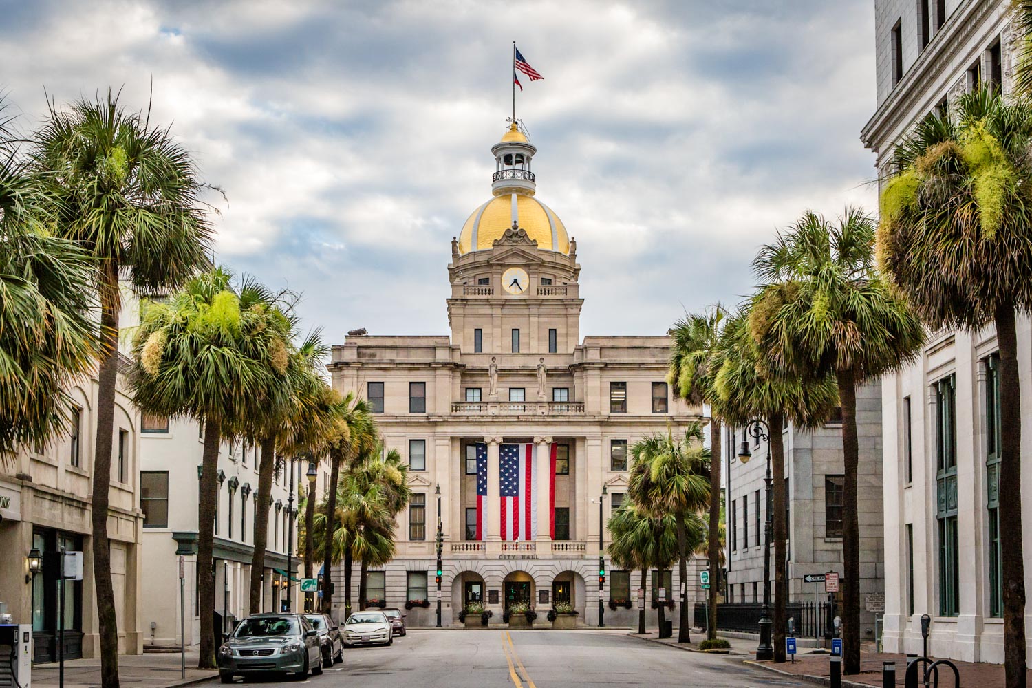 City Hall - Savannah's Waterfront